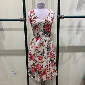 Eva Rose Ivory Rose And Floral Print V-Neck Fit And Flare Dress With Pockets